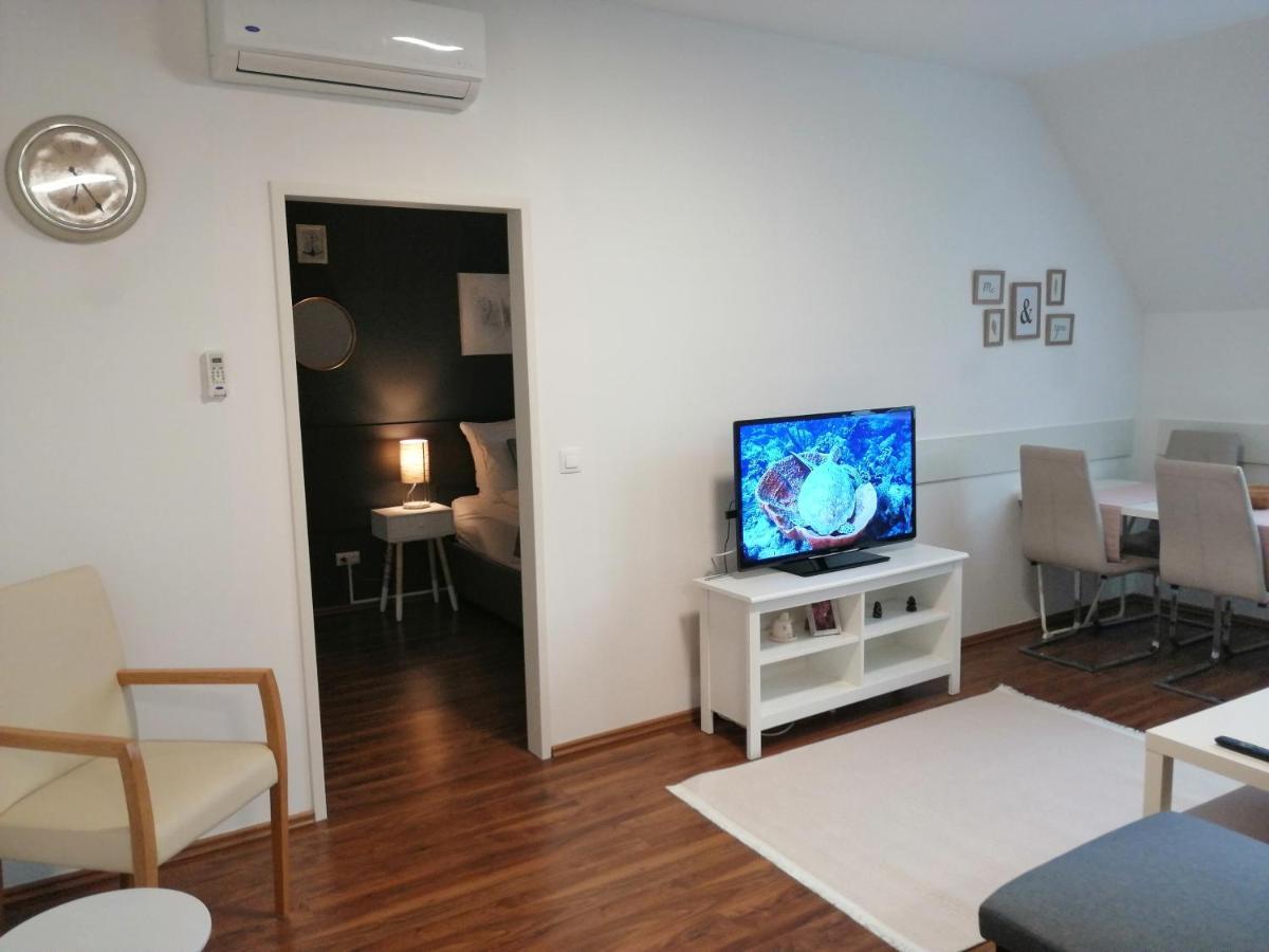 Simtown Suite Apartments Виена Екстериор снимка